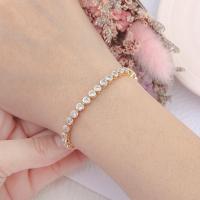 ราคา สร้อยข้อมือทอง24kฝังเพชรสวิส สร้อยข้อมือทองเพชรรอบ ดูดี เหมือนมาจากร้านเพชร พร้อมส่ง ลายเพชรรอบขอบเรียบพลอยนพเก้า (13554890964)