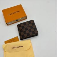 ราคา กระเป๋าสตางค์ ผู้ชาย ใบสั้น 4 นิ้ว แบบพับ พร้อมส่ง (21240390372)