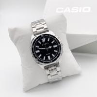ราคา นาฬิกาคาสิโอ นาฬิกาผู้ชาย นาฬิกาข้อมือชาย นาฬิกาผู้ชายเท่ๆ นาฬิกาทางการ นาฬิกา รุ่น M 1374D เข็มพรายน้ำ สายนาฬิกา สแตนเลส หน้าปัด 41 มม (17426836959)