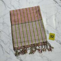 ราคา ผ้าพันคอทอมือ ผ้าพันคอผู้ชาย ผ้าพันคอฝ้ายทอมือ ผ้าพันคอลายสก๊อต งานครูสลาหน้าแคบ ขนาดผ้ากว้าง 20 ซม ยาว 200 ซม (21050005327)
