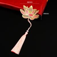 ราคา ที่คั่นหนังสือดอกบัวโคลเวอร์สี่แฉกจี้ที่คั่นหนังสือที่คั่นหนังสือที่คั่นหนังสือเหล็กสร้างสรรค์ที่คั่นหนังสือเหล็กดอกไม้ (20110571324)