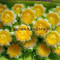 ราคา ริบบิ้น เหรียญโปรยทาน ดอกไม้จากริบบิ้น ดอกไม้ปลอม ดอกสรัลรัตน์ 20 ดอก ตัวเปล่า (18206091664)