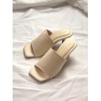 ราคา รองเท้าส้นสูงแบบสุภาพ ปิดหน้าเท้า สุภาพและเกร๋สุดๆเลยค่ะ (19374663784)