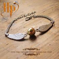 ราคา Ready stock Harry Potter Golden Snitch Bracelet Movie Peripheral Retro Gryffindor Childrens Day Creative Gift (20514445283)