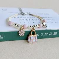 ราคา สร้อยข้อมือดอกไม้กระต่ายการ์ตูนน่ารักแฟชั่นกำไลข้อมือจี้อัญมณีหยดน้ำรูปดาวดวงจันทร์สำหรับผู้หญิงเครื่องประดับที่มีเสน่ห์ของขวัญสำหรับเพื่อน (19662321944)