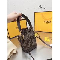 ราคา Fendi bucket bag กระเป๋าทรงบัคเก็ตทรงยอดนิยมมารุ่นหนังประทับลาย Monogram โดดเด่นเป็นเอกลักษณ์ของแบรนด์ งานใหม่น่าใช้ยิ่งขึ้นเป็นทรงยอดนิยมใช้งานได้ทุกวัน อุปกรณ์ box Size 5 (21243715185)