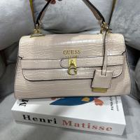 ราคา กระเป๋าถือ สะพาย guess สไตล์ Kelly ขนาดฐาน 11 นิ้ว ปาก9 นิ้ว งานแท้ Outlet (19489497461)