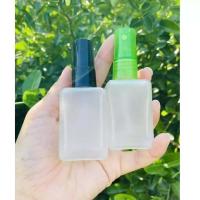 ราคา ขวดเต๋าขุ่นฝาสเปรย์พลาสติก 30ml สเปรย์ ขวดน้ำหอม ขวดแบ่งน้ำหอม ขวดแฟนซี ขวดใส่น้ำหอม ขวดบรรจุน้ำหอมและของเหลว สินค้าคุณภาพดี ขวดสวย (19101448993)