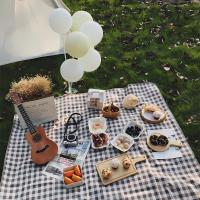 ราคา เสื่อ เสื่อปิคนิค เสื่อพับได้ เสื่อกันน้ำ เสื่อชายหาด ผ้าปูนั่งชายหาด เสื่อพกพา เสื่อปิคนิคลายสก็อต ทนต่อการสึกหรอ พร้อมส่ง (19417744448)