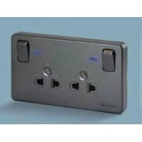 ราคา ปลั๊กกราวด์คู่ มีสวิทช์ควบคุม พร้อมไฟสัญญาณLED CHANG รุ่น PCH 904LN PCH 904LNC bk เต้ารับคู่มีสวิทซ์คุม ปลั๊ก ปลั๊กกราวด์ เต้ารับกราวด์คู่ สีขาว ดำ (19388548190)