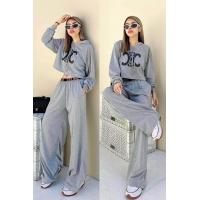 ราคา Indycool เซทเสื้อครอปแขนยาว มีฮู้ดพร้อมเชือกรูด (19478338763)