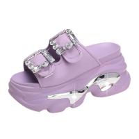 ราคา COD RNIJSBK V SHOP Thick Sole Slippers Women 2023 New Style High Heel Wedge Rhinestones Fashion Korean Casual Outdoor Cute Platform Sandals (19719958699)