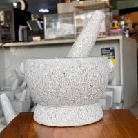 ราคา ครกหิน สีชมพู หินแกรนิต ขนาด8นิ้ว พร้อมสาก ใช้ตำพริกแกงได้ ทรงโบราณ มีหูจับ (21315193497)