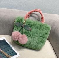 ราคา C1กระเป๋าถือ 樱桃ลายเชอร์รี่กระเป๋าสะพายไหล่ ผ้ากํามะหยี่ขนนิ่ม ลายเชอร์รี่ แฟชั่นฤดูใบไม้ร่วง และฤดูหนาว สําหรับสตรี (15234889341)