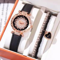 ราคา 3ชิ้นนาฬิกาควอตซ์สำหรับผู้หญิงลายกลีบท้องฟ้าประดับเพชรแนวโน้มแฟชั่นพร้อมชุดสร้อยข้อมือรูปหัวใจประดับเพชร (21170231597)