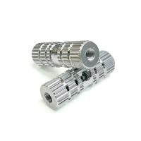 ราคา พักเท้าอลูมิเนียม DIY รถสกู๊ตเตอร์ไฟฟ้า สกู๊ตเตอร์น้ำมัน จักรยานไฟฟ้า จักรยาน ความยาว7cm คละ5สี (20599860509)