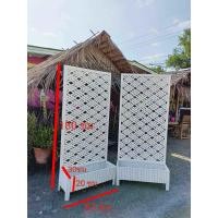 ราคา ระเเนงไม้สีขาว พร้อมกระถางปลูก ฉากกั้น รั้วไม้ ระแนงไม้สำเร็จรูป รั้วไม้แต่งสวน ไม้ระแนง ฉากกั้น ฉากไม้ พร้อมขาตั้ง สูง180ซม กว้าง80ซม (20311536738)