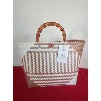 ราคา กระเป๋าแฮนด์เมค กระเป๋าสานพลาสติก สานจากเส้นพลาสติกตราลูกโจ้ ทำความสะอาดง่าย (20458845438)