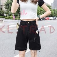 ราคา FASHIONJEANS SHOP กางเกงยีนส์ขาสั้น ปักลายดอก เอวสูง แต่งขาด ปลายรุ่ย 7006 (5059932347)