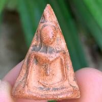 ราคา พระนางพญา เนื้อดินสีอิฐแดง กรุวัดนางพญาพิษณุโลก ก 804 (20437503591)