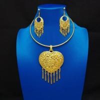 ราคา ชุดสร้อย ต่างหูใส่กับชุดไทยสวยๆ พร้อมส่ง (11724628107)