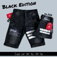 ราคา กางเกงยีนส์ขาสั้น เป้าซิป สีดำฟอกสะกิด แถบขาว ปักอักษร no 328 (17552213452)