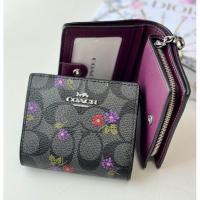 ราคา กระเป๋าสตางค์ COACH SNAP 2พับ WALLET IN SIGNATURE CANVAS COACH C3309 (21022231534)