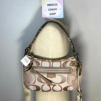 ราคา กระเป๋าถือ COACH แท้ ผ้าลาย Signature มีสายยาว มีตำหนิที่หนังกุ๊นขอบหลุดร่อน ลดราคาขาดทุน Clearance COACH 23946 DAISY OUTLINE SIGNATURE METALLIC CROSSBODY SATCHEL Clearance (21175803726)