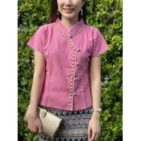 ราคา เสื้อพื้นเมือง กุ๊นหนอน มี 3 สีนะคะ สีขาว สีชมพูกะปิ สีโอรส (15858818377)