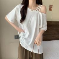 ราคา Grace Chili 2430 เสื้อยืดแขนสั้นทรงใหญ่ คอเสื้อตัดเป็นสาย คอกว้างเปิดไหล่ แต่งสายโซ่ แฟชั่นเกาหลี (20008010819)