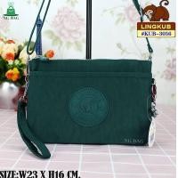 ราคา กระเป๋า สะพาย ข้าง ผู้หญิง แถมสาย2สาย ถอดออกได้ LINGKUB ของแท้ รุ่นKB3056 ขนาด23x16ซม 9x6 2นิ้ว ผ้าพีวีซีกันน้ำได้ ทน เบา ช่องเยอะ คุ้มราคา (16942779408)