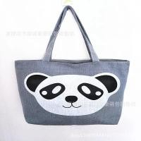 ราคา IN THE BAGS กระเป๋าผ้า กระเป๋าผ้าแคนวาสเกรดพรีเมี่ยม มีซิป 2 จุด ลายแพนด้า สีเทา (3371108852)