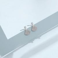 ราคา รับประกัน5ปี SiamChoice ต่างหูรูปพัดเพทายแบบเรียบง่าย s925เงินแท้ jewelry Silver earrings ต่างหูแฟชั่นฝังเพชรเทียมสไตล์เกาหลี ของขวัญที่ดีสำหรับ ญ (10057972157)