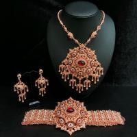 ราคา Vintage Jewelry เครื่องประดับชุดไทยนาก พร้อม ต่างหู หัวเข็มขัดพร้อมสายเข็มขัด เพชรแดง มาใหม่ (2418994628)