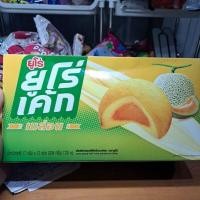 ราคา ยูโร่เค้ก มีหลายรสชาติ บรรจุกล่องละ 12 ชิ้น (18430562242)