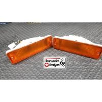 ราคา AA MOTOR เสื้อไฟในกันชน ขั้วไฟ หลอดไฟ NISSAN นิสสัน BIG M big m บิ๊กเอ็ม 925 933 L R ชิ้นละ (6362962643)