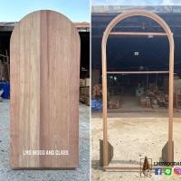 ราคา ชุดประตู วงกบ ประตูไม้ ไม้เนื้อแข็ง โค้งทึบเสมอขอบ พร้อมวงกบไม้เนื้อแข็งโค้ง 2 x4 สามขา (19834361714)