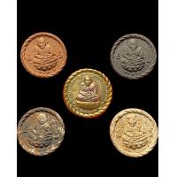 ราคา ชุดกรรมการ5องค์ หลวงปู่ทวด จตุคามรามเทพ รุ่นเทวา ปาฏิหาริย์วัดห้วยมงคล ปี49 ขนาด3 5เซน (17291720568)