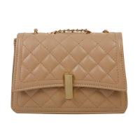 ราคา 08 กระเป๋าทรงเหลี่ยมสไตล์เกาหลี กระเป๋าแฟชั่น หนังPU อะไหล่ทอง ทรงสวย กระเป๋าสะพายข้าง กระเป๋าผู้หญิง (19330634748)