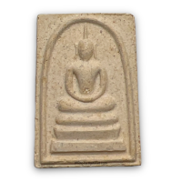 ราคา พระสมเด็จ พิมพ์ประธานหูบายศรี ฉลองอุโบสถ เนื้อผงมะลิ ปี37 (19579135467)