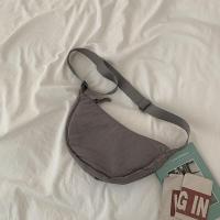 ราคา 2022ใหม่ Semir Uniqlo ถุงผ้าใบไนลอนใหม่หญิงแฟชั่นน้ำเกี๊ยวกระเป๋าถุงอานซอกโจ๊ก Ins เฉียง (16858849289)