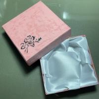 ราคา งานดี กล่องใส่กำไลหิน กล่องใส่หิน กล่องหินนำโชค กล่องกำไล กล่องกระดาษ กล่องใส่เครื่องประดับ กล่องกระดาษ กล่องไม้ (18783877039)