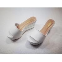 ราคา yeong yeou รองเท้าแตะแฟชั่นส้นเตารีดแบบสวมส้นสูง3นิ้ว รหัส yy3001 (19596485054)