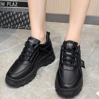 ราคา รองเท้าผ้าใบ เสริมส้น 5 ซม สีขาว สีดำ แฟชั่น รองเท้าผู้หญิง (17623355196)