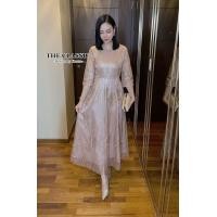 ราคา เดรสยาวแขนสามส่วน เดรสยาวปักมุก M 5XL มี2สี เดรสกลิตเตอร์ ชุดราตรียาว เดรสปักเลื่อม ชุดไปงาน ชุดออกงาน ชุดเพื่อนเจ้าสาว เดรสสาวอวบ อ้วน ชุดราตรีสาวอวบ งานป้าย THE CLASSIC (20855999956)