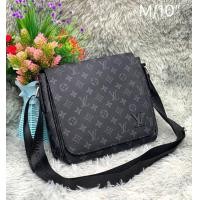ราคา กระเป๋าสะพายผู้ชาย กระเป๋าใส่เอกสาร กระเป๋าสะพายข้างผู้ชาย กระเป๋าสะพายไหล่ ใส่ของได้เยอะ พร้อมส่ง รุ่นขายดี ขนาด 10 นิ้ว ราคาถูก (9882113299)