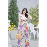 ราคา set 2 ชิ้น เสื้อครอปสายเดี่ยวลายใบไม้ เอวจั้มตัดต่อมีสม๊อคที่เอว กางเกงขายาวผูกโบว์เอว มีกระเป๋าข้าง ชุดเซต ชุดเซ็ท (18446053732)