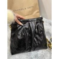 ราคา สต๊อกพร้อม กระเป๋าคนไร้บ้านกระเป๋าหิ้วทรงสี่เหลี่ยมความจุขนาดใหญ่โซ่40671449แบบเรียบง่ายมาใหม่ (20148678497)