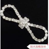 ราคา เข็มกลัดติดหน้าอกติดโบว์เต็มไปด้วยเพชรรูปแบบแบบใหม่ปี2023เข็มกลัดสไตล์ชาเนลแบบผู้หญิงสำหรับตกแต่งกระโปรงเครื่องประดับเสื้อผ้าเข็มกลัดติดหน้าอกคริสตัล (15205883253)