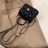 ราคา LYN กระเป๋าสะพายข้างผู้หญิง ประณีต อิน มินิ กระเป๋าถือ (21010416660)